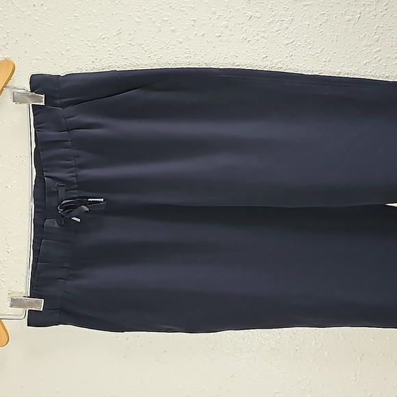 Lululemon Black Trousers - Picture 2 of 10